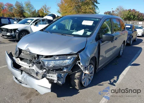 2022 Honda Odyssey Lx z USA, uszkodzony, nr VIN 5FNRL6H29NB009148
